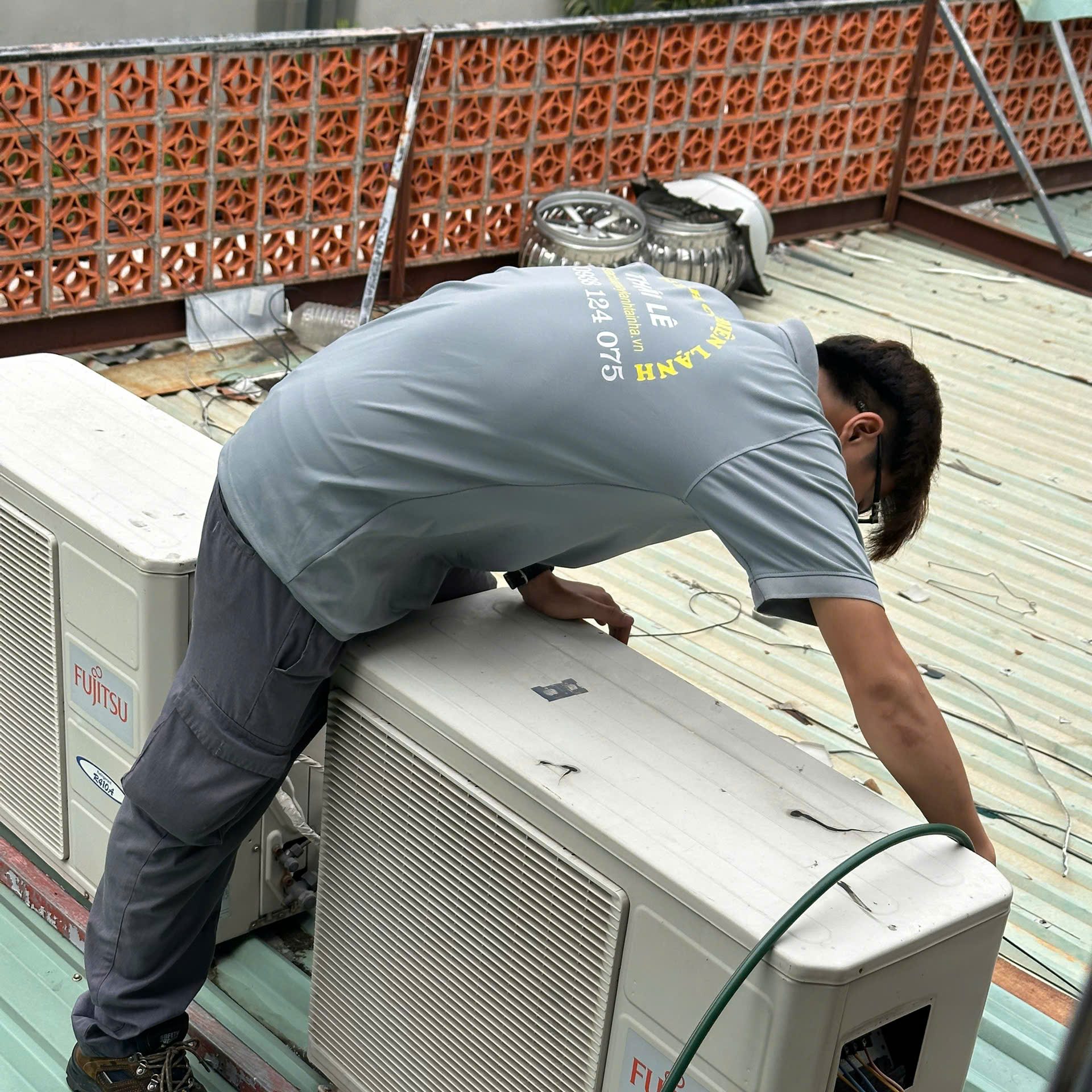 Sửa chữa máy lạnh tại nhà 18 Sửa máy lạnh